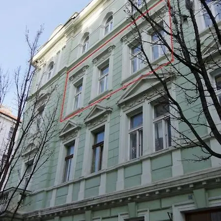 Διαμέρισμα Big In The Center Πράγα