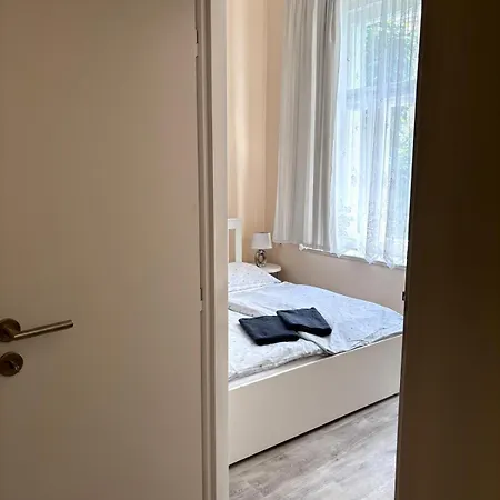 Apartment Big In The Center Prague